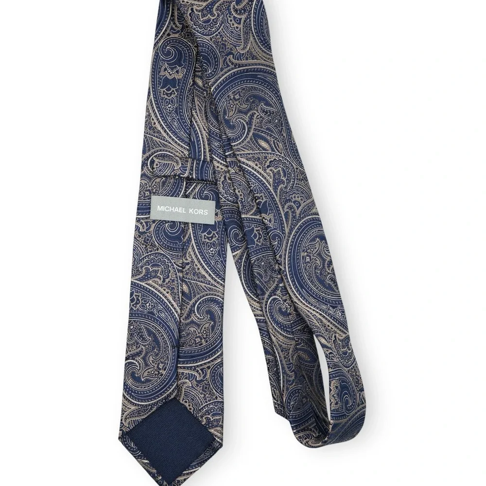 Michael Kors Blue Paisley Tie 100% Silk 58
